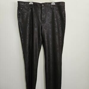 Chicos Black On Brown Snakeskin Design Pull-on Pants Size 2.5 = L = 14 Stretch